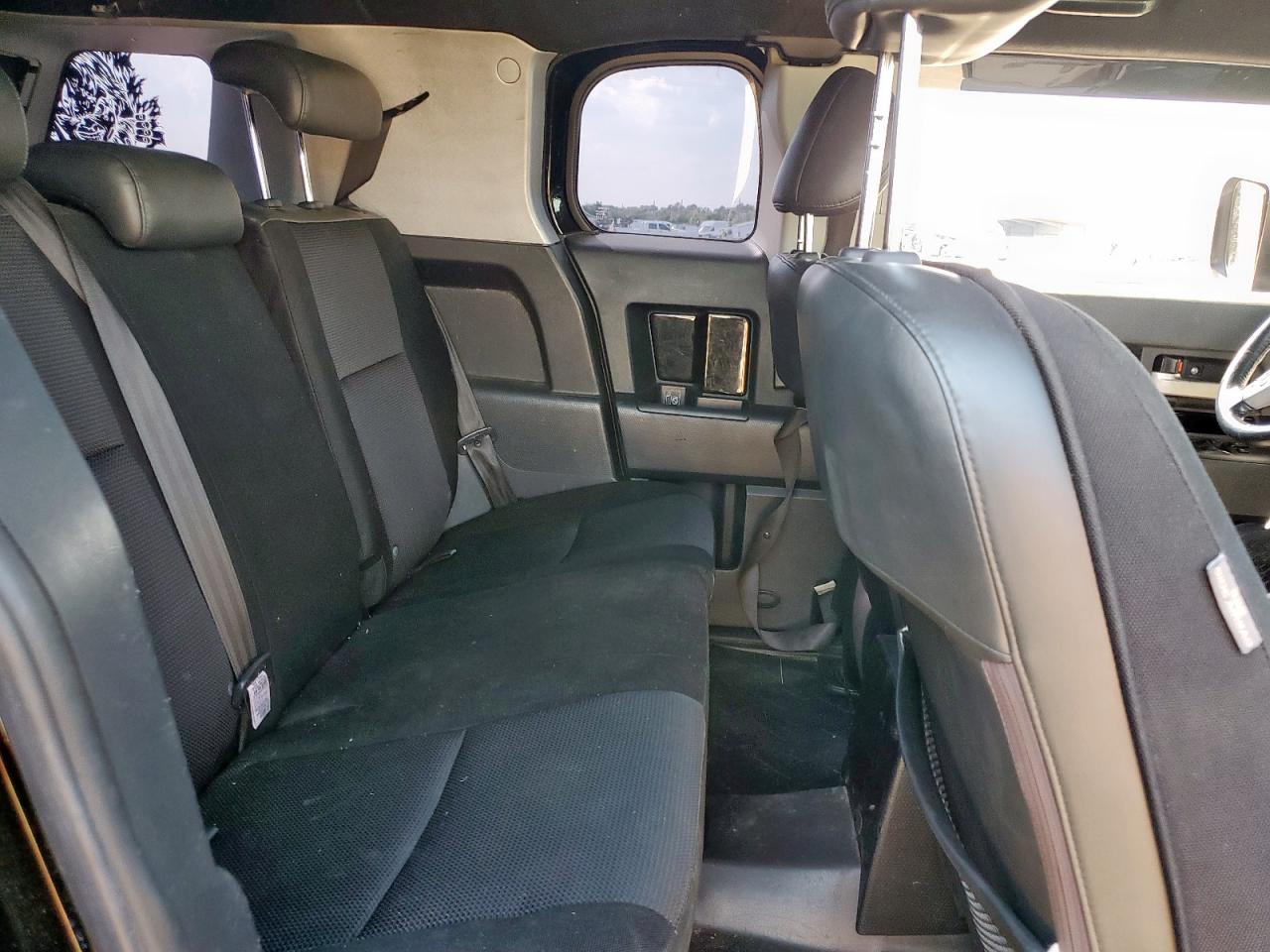 2007 Toyota Fj Cruiser VIN: JTEZU11F570010615 Lot: 84758055