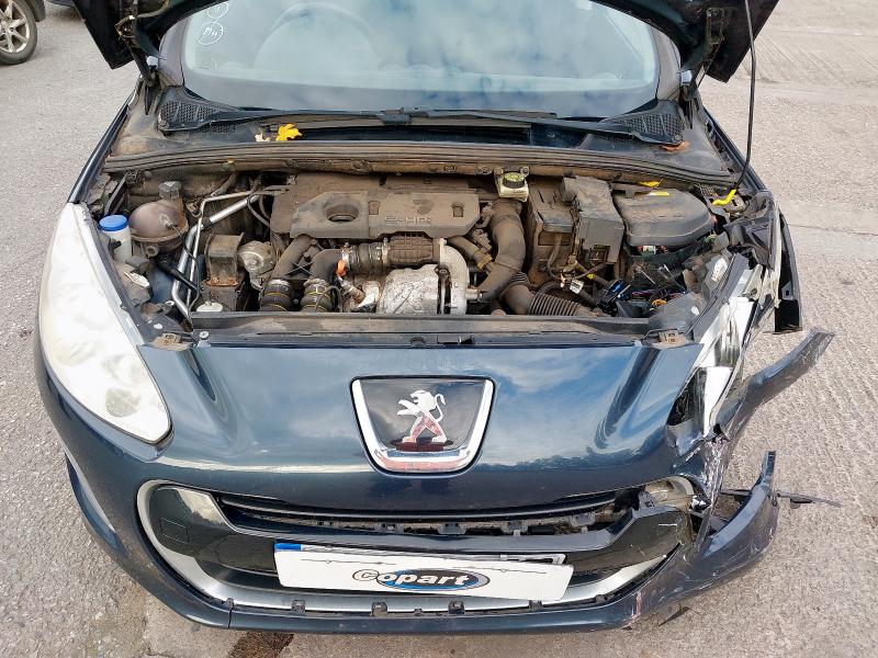 2013 PEUGEOT 308 1.6 E-HDI 115 ACTIVE 5DR [SAT NAV]