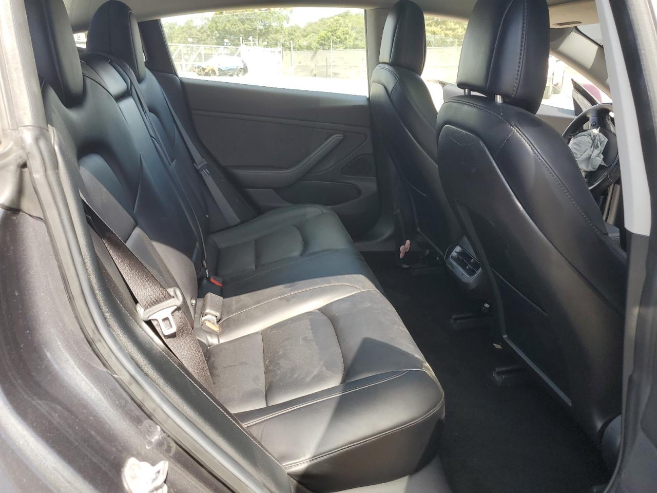 2018 Tesla Model 3 VIN: 5YJ3E1EA3JF037066 Lot: 82351085