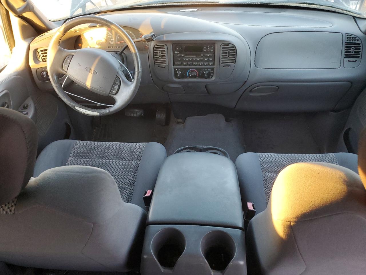 2002 Ford F150 Supercrew VIN: 1FTRW07L72KB07852 Lot: 87215005