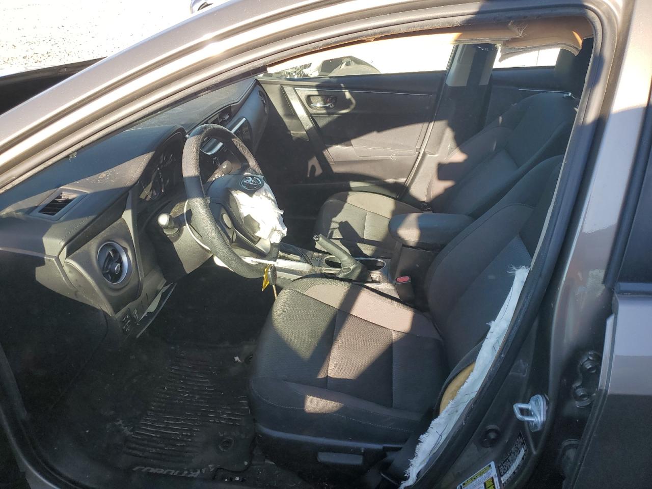 2017 Toyota Corolla L VIN: 2T1BURHEXHC776686 Lot: 87225135