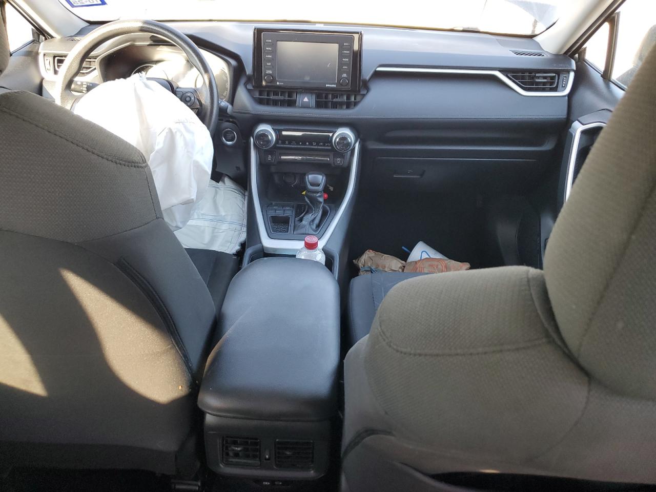 2022 Toyota Rav4 Xle VIN: 2T3W1RFV7NC186610 Lot: 86868755