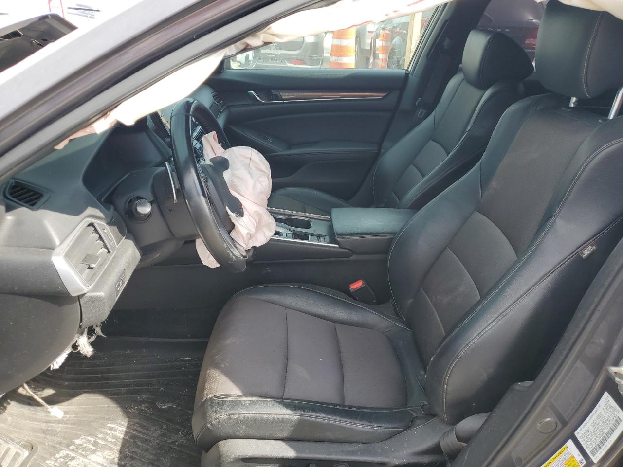 2018 Honda Accord Sport VIN: 1HGCV1F30JA132503 Lot: 84897025