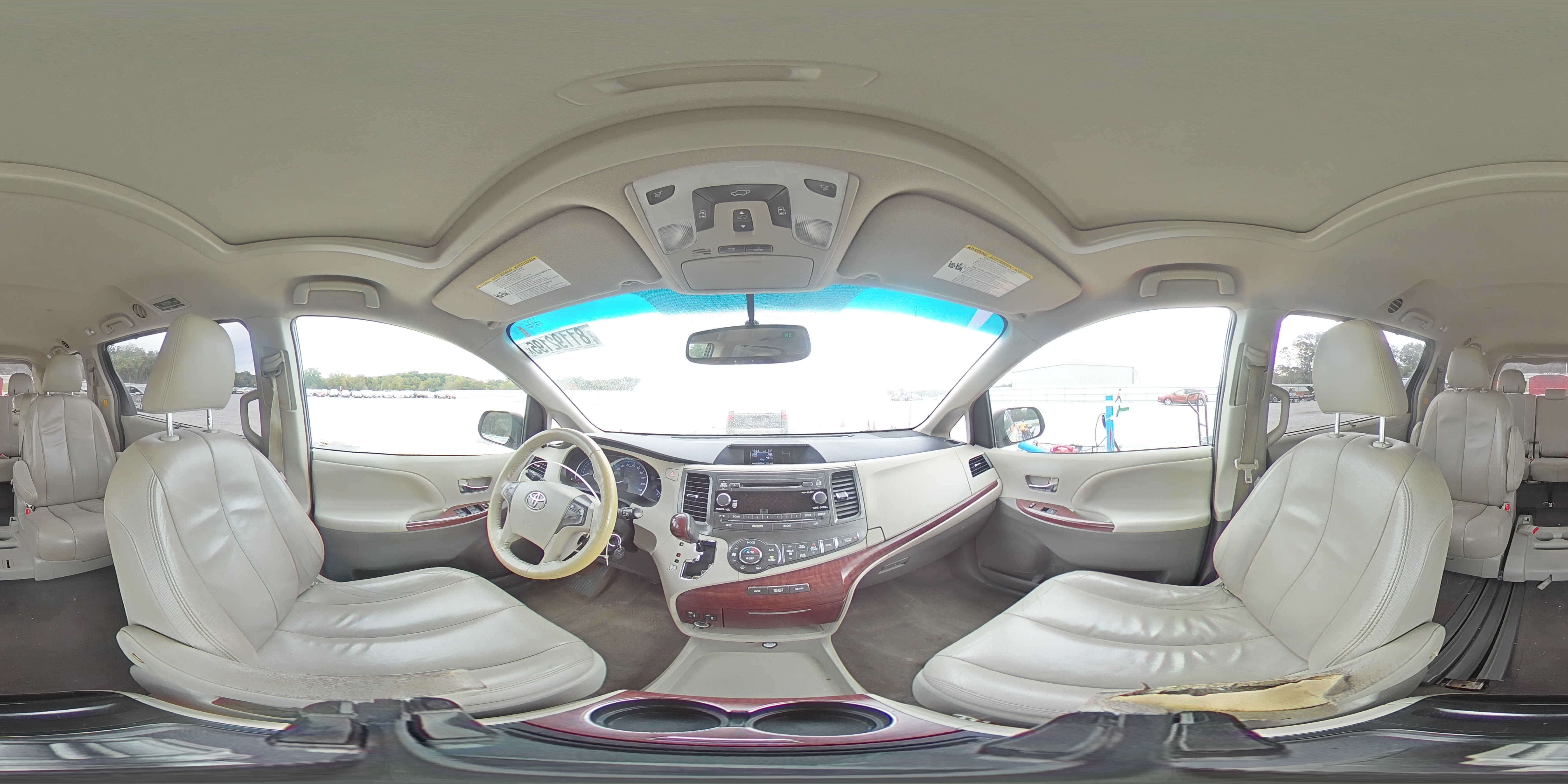 2013 Toyota Sienna Xle VIN: 5TDYK3DC2DS373059 Lot: 81192195