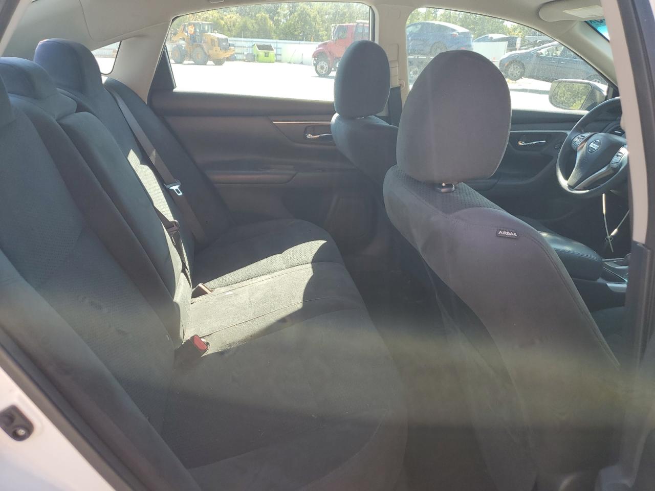 2015 Nissan Altima 2.5 VIN: 1N4AL3AP3FC592077 Lot: 85838705