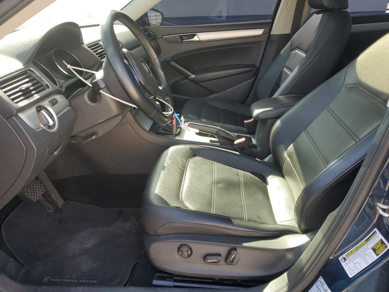 2019 Volkswagen Passat Wolfsburg VIN: 1VWLA7A34KC002117 Lot: 81999595