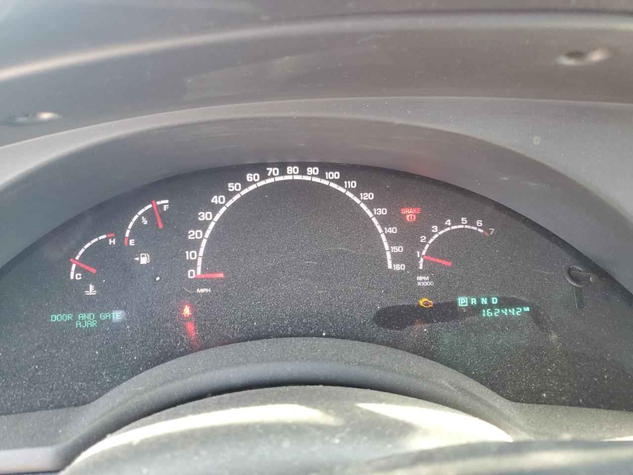 2005 Chrysler Pacifica Touring VIN: 2C4GM68425R387113 Lot: 85001835