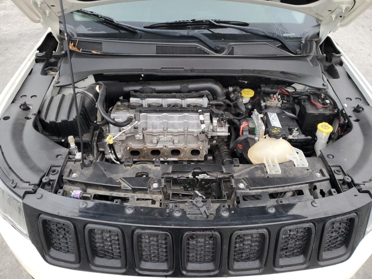 2017 Jeep Compass Sport VIN: 3C4NJCAB8HT672942 Lot: 90732045