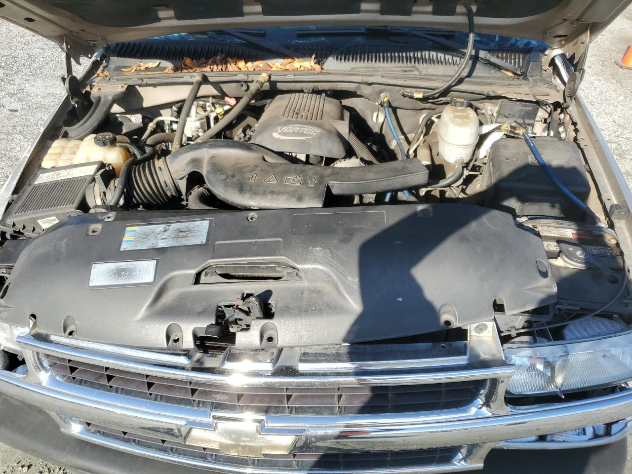 2005 Chevrolet Tahoe C1500 VIN: 1GNEC13V35R255343 Lot: 90680745