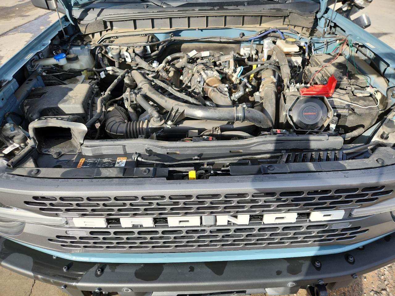 2022 Ford Bronco Base VIN: 1FMEE5DP4NLB36869 Lot: 84987575