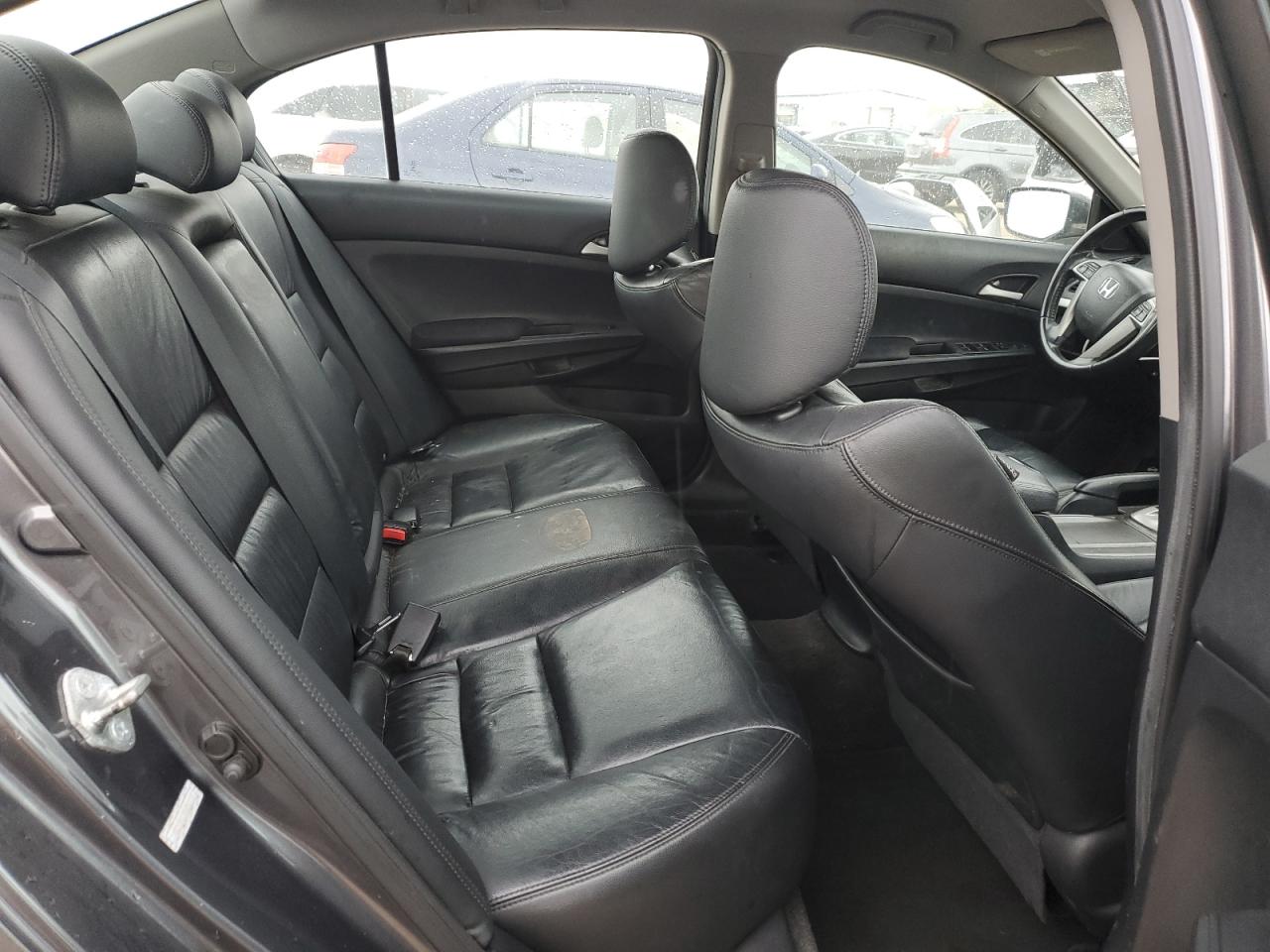 2011 Honda Accord Se VIN: 1HGCP2F67BA058332 Lot: 86301035