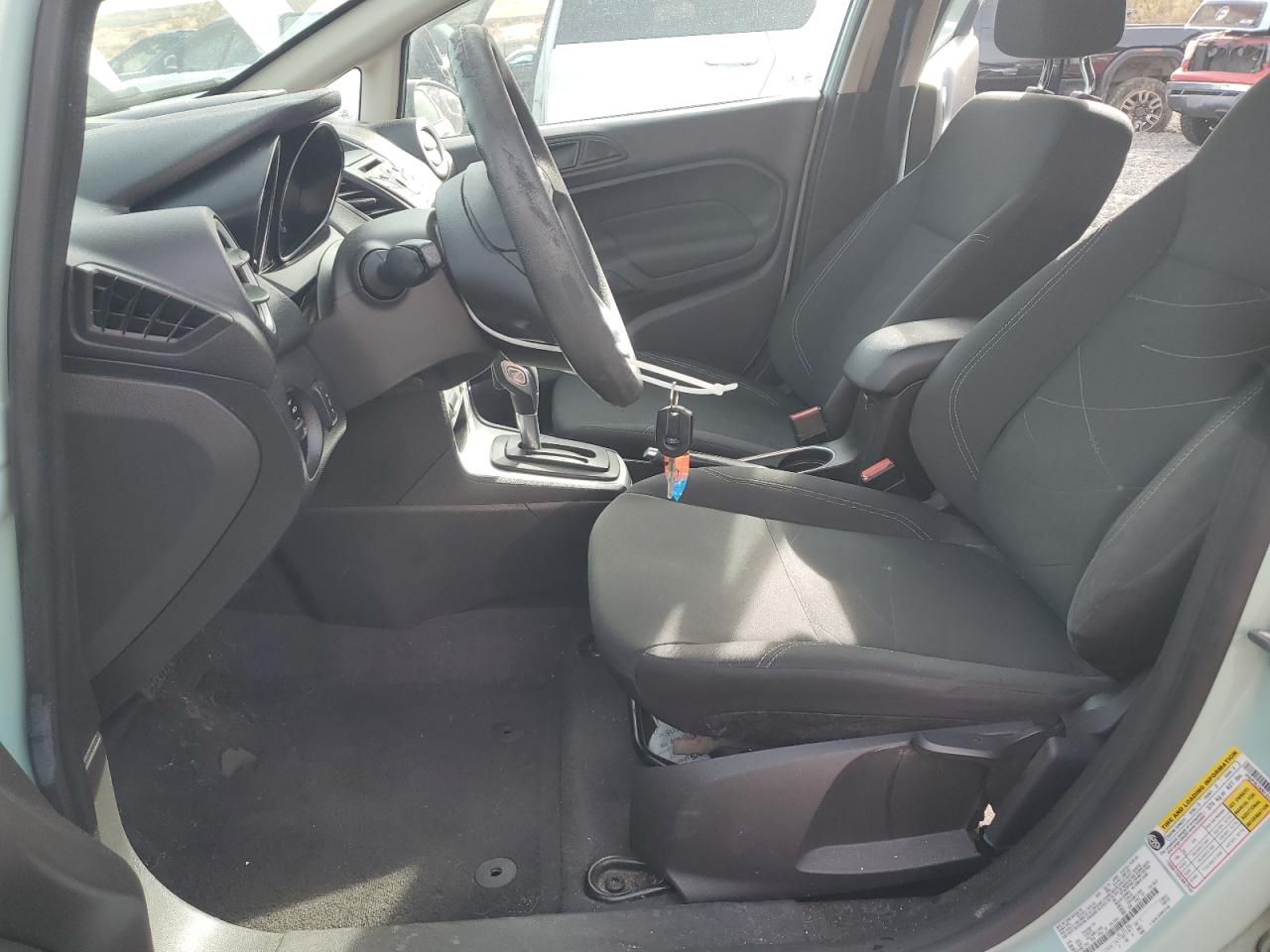 2019 Ford Fiesta Se VIN: 3FADP4EJ3KM135792 Lot: 90497935