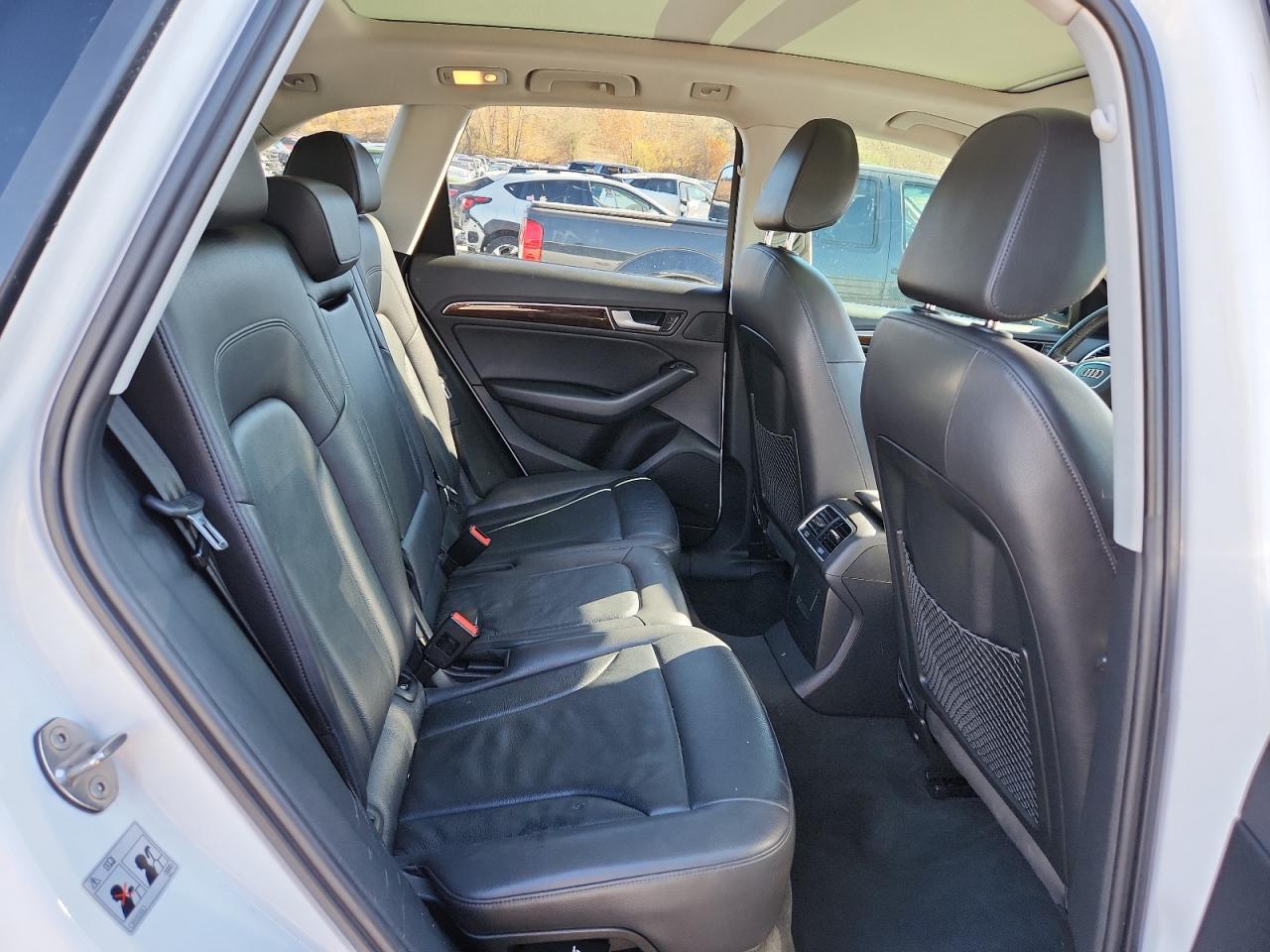 2017 Audi Q5 Premium VIN: WA1C2AFP3HA091038 Lot: 90471585