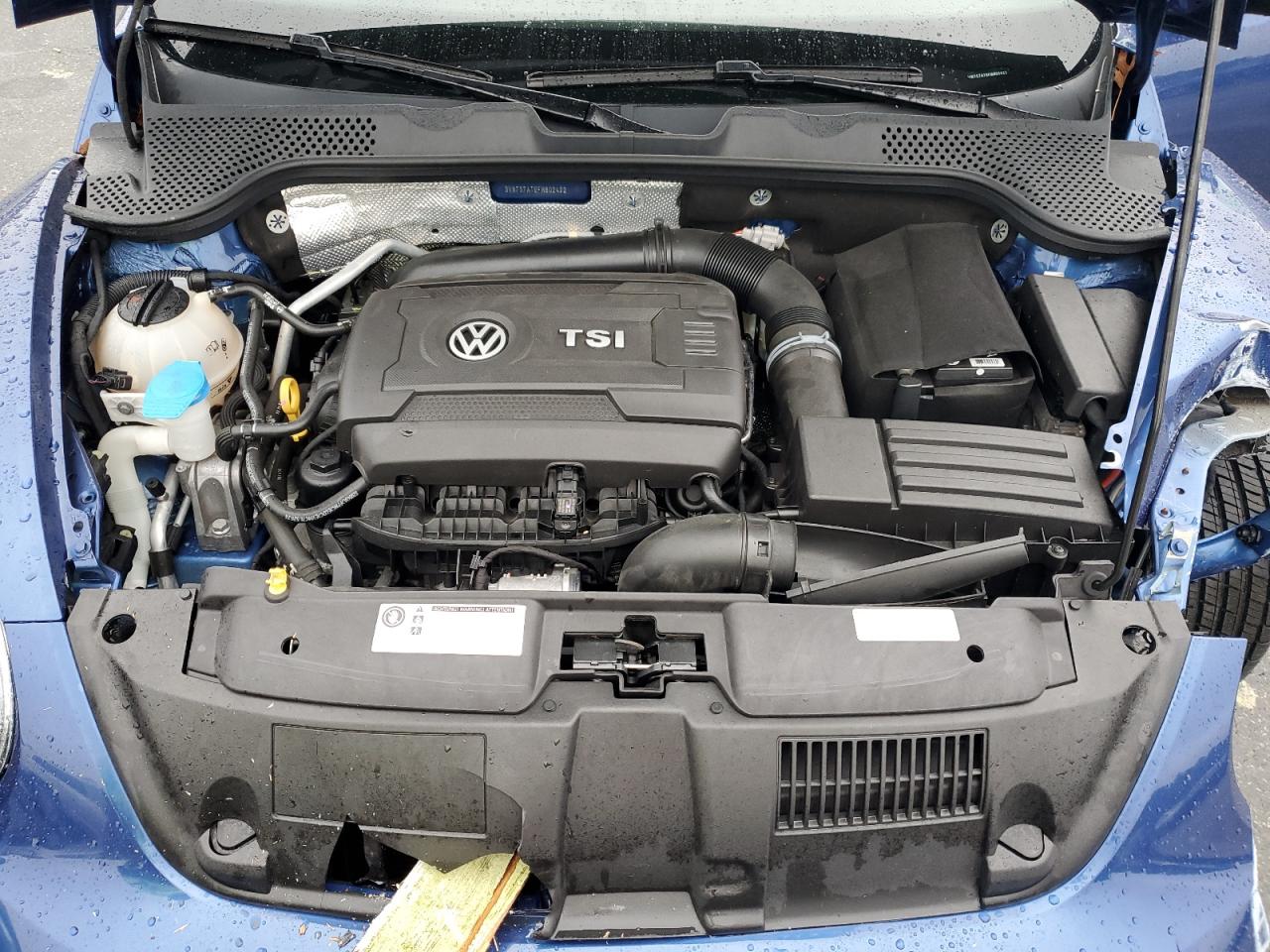 2015 Volkswagen Beetle R-Line VIN: 3VW7S7AT6FM802422 Lot: 81961365