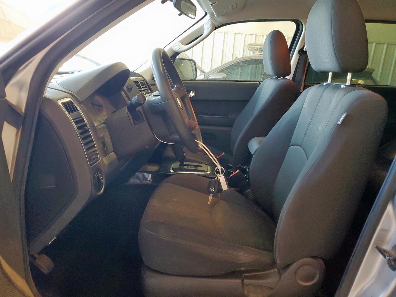 2010 Mazda Tribute I VIN: 4F2CY0C78AKM07584 Lot: 81980225