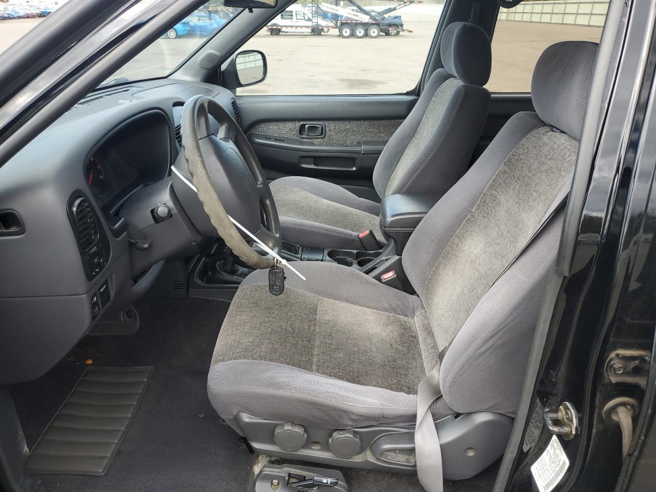 1998 Nissan Pathfinder Le VIN: JN8AR05Y3WW257155 Lot: 82435805