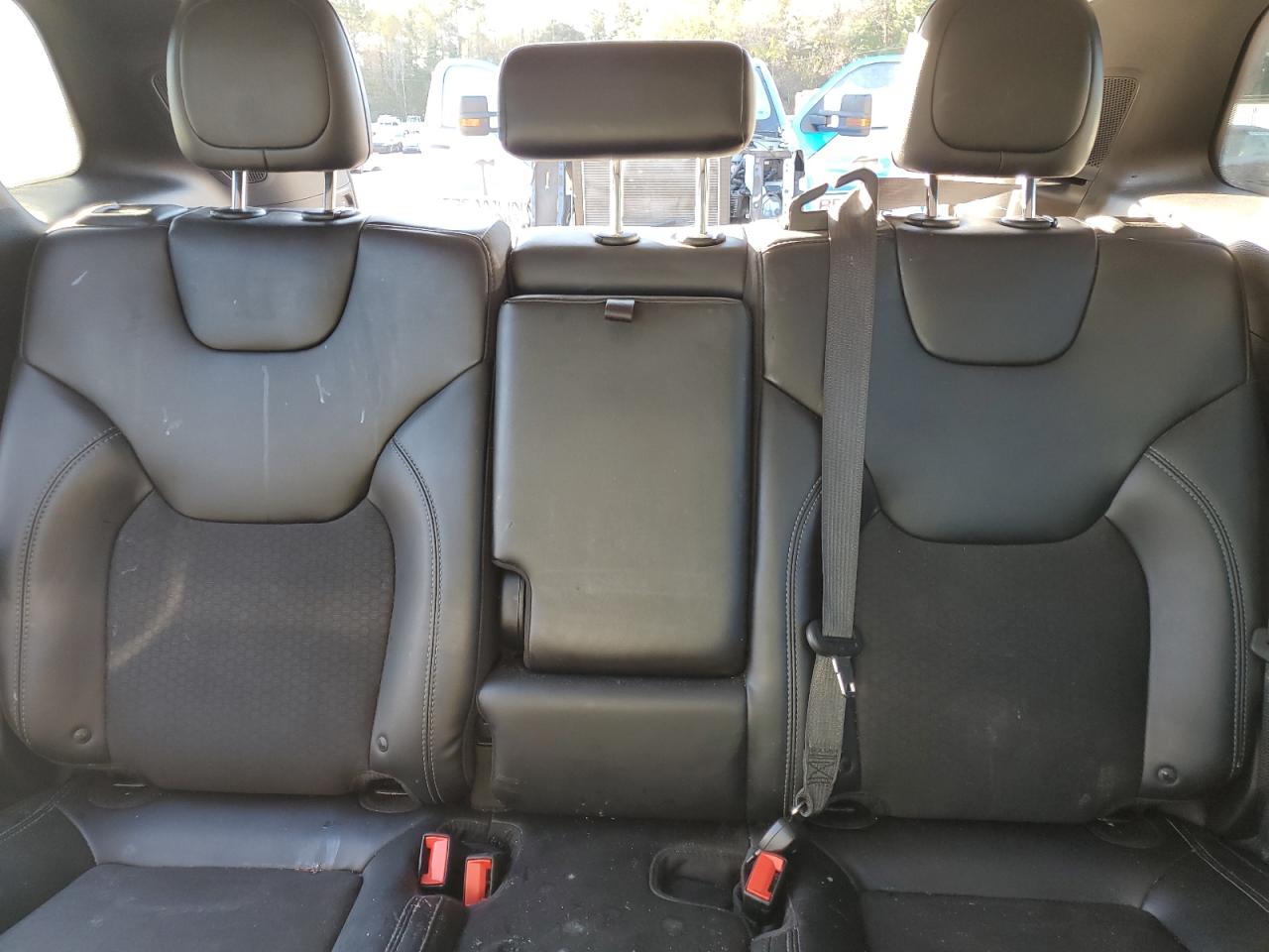 2019 Jeep Cherokee Latitude Plus VIN: 1C4PJLLB5KD420374 Lot: 89678325