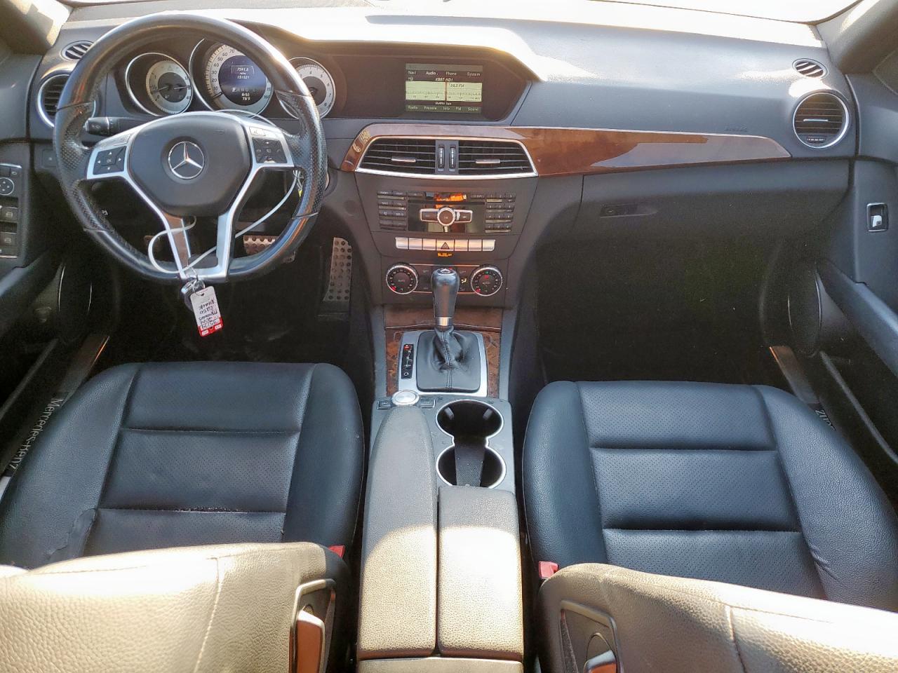 2014 Mercedes-Benz C 250 VIN: WDDGF4HB9EG255115 Lot: 84395785