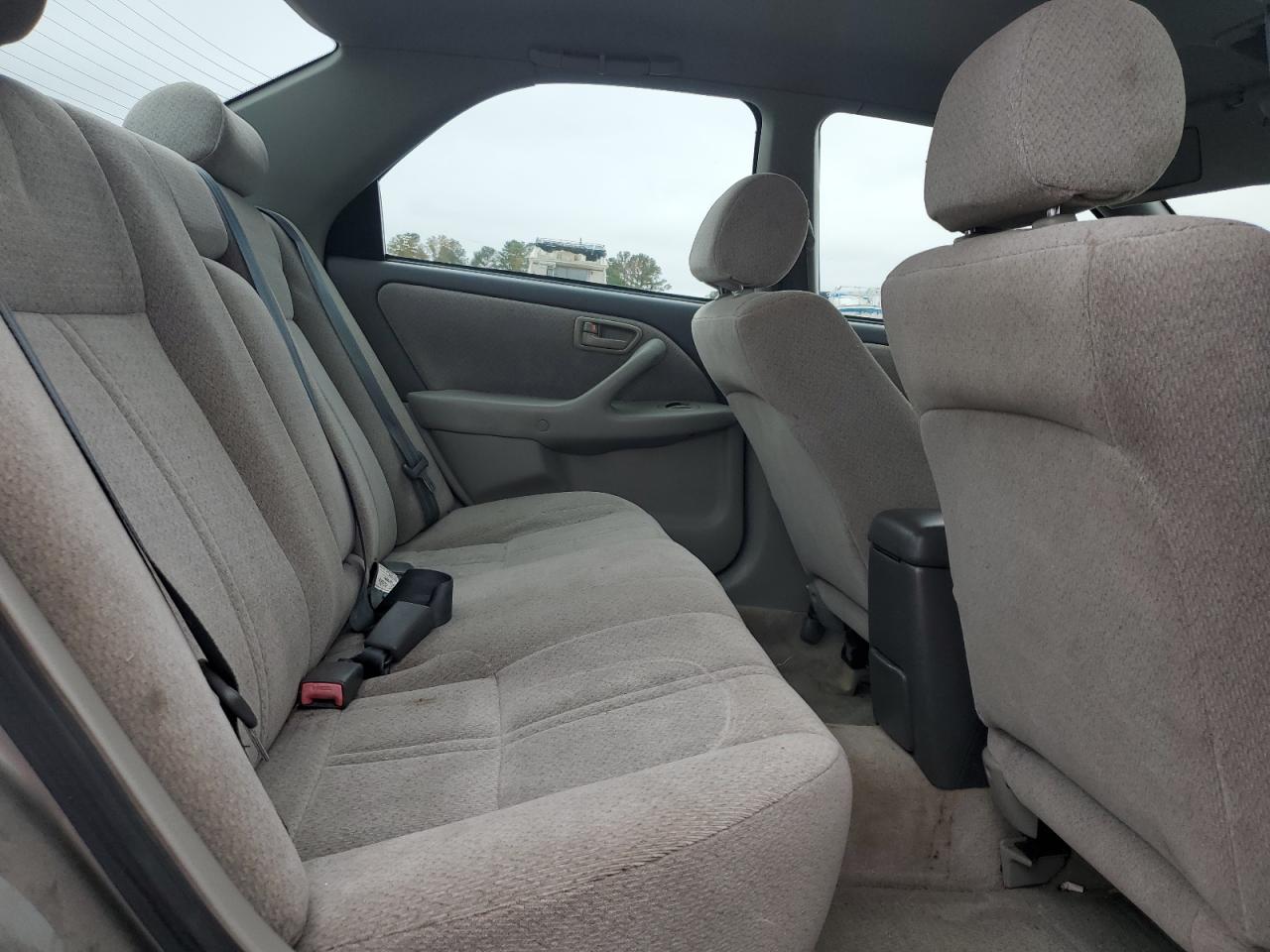 2000 Toyota Camry Ce VIN: 4T1BG22K4YU010335 Lot: 90779905