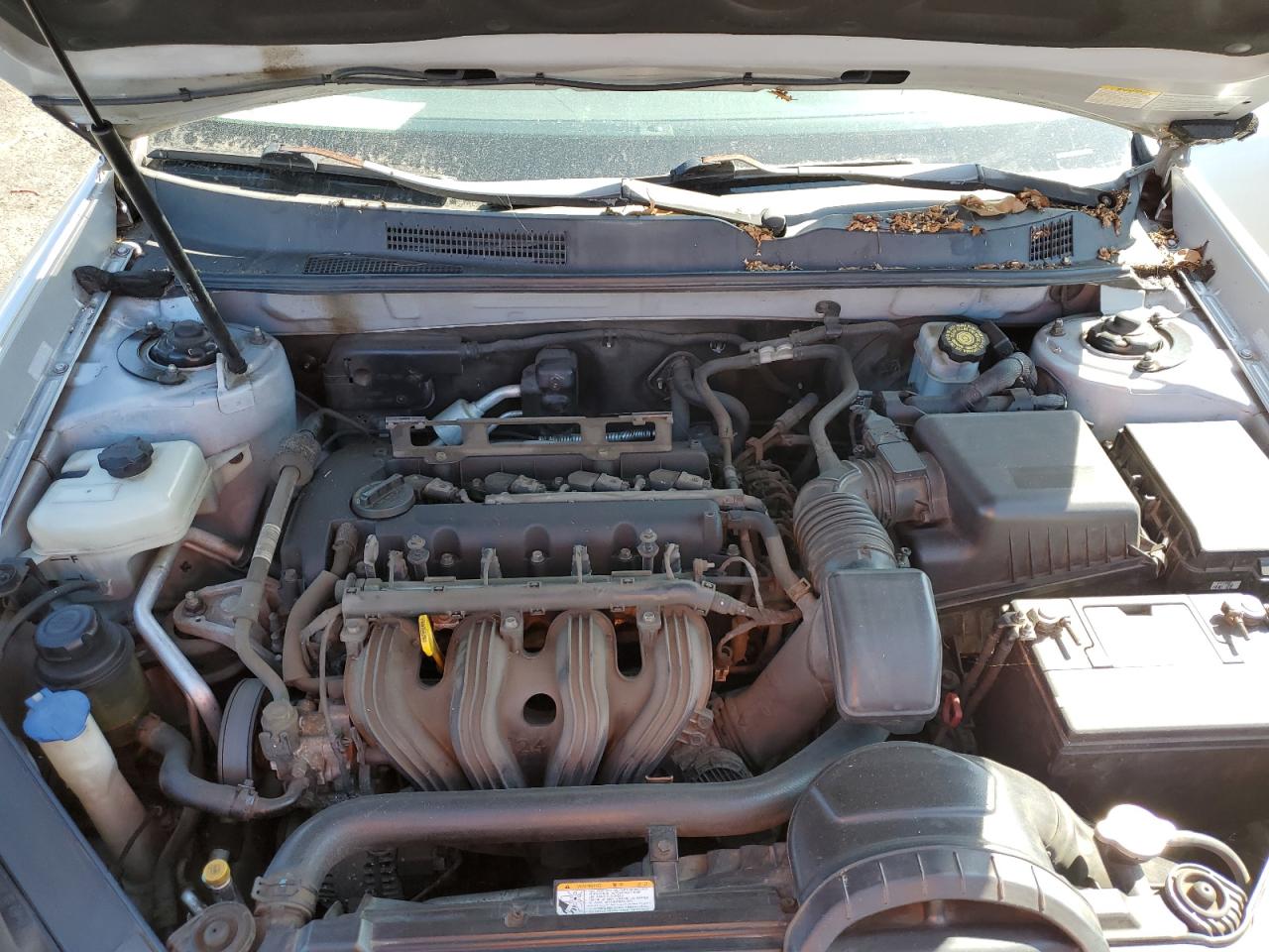 2007 Kia Optima Lx VIN: KNAGE123375105249 Lot: 84906535