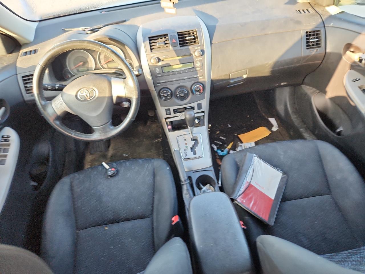 2010 Toyota Corolla Base VIN: 1NXBU4EE0AZ376194 Lot: 84481085