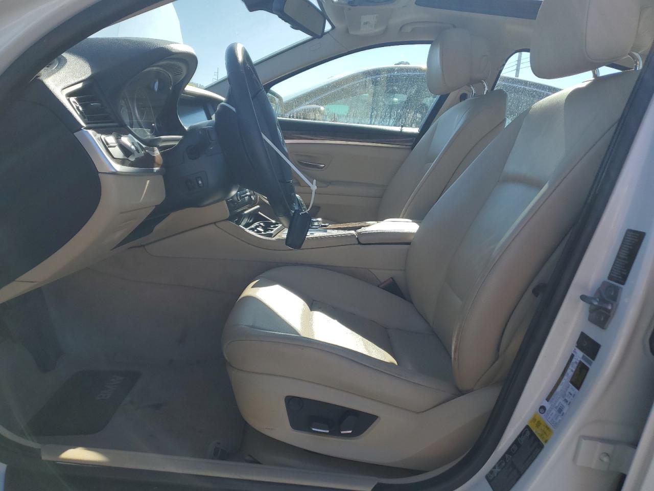 2012 BMW 528 Xi VIN: WBAXH5C52CDW09564 Lot: 85128475