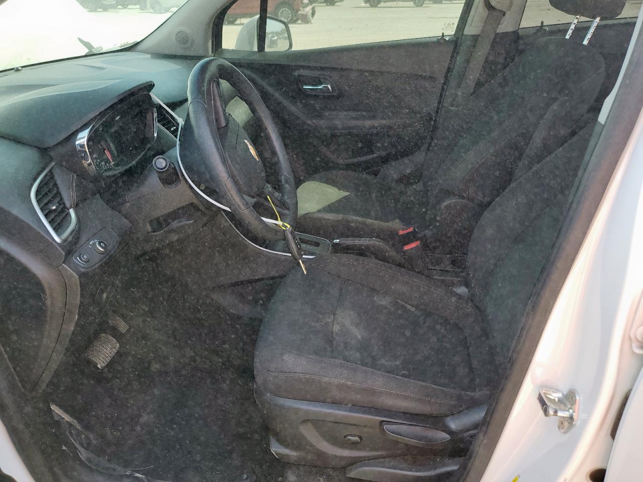 2020 Chevrolet Trax Ls VIN: KL7CJKSB9LB041513 Lot: 81965295