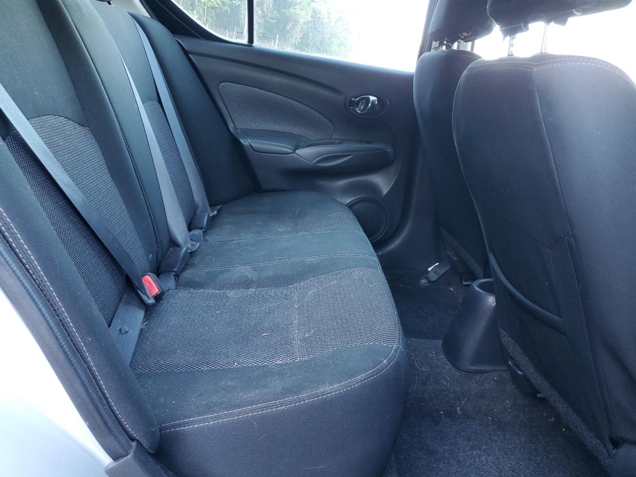 2019 Nissan Versa S VIN: 3N1CN7AP1KL868035 Lot: 81859695