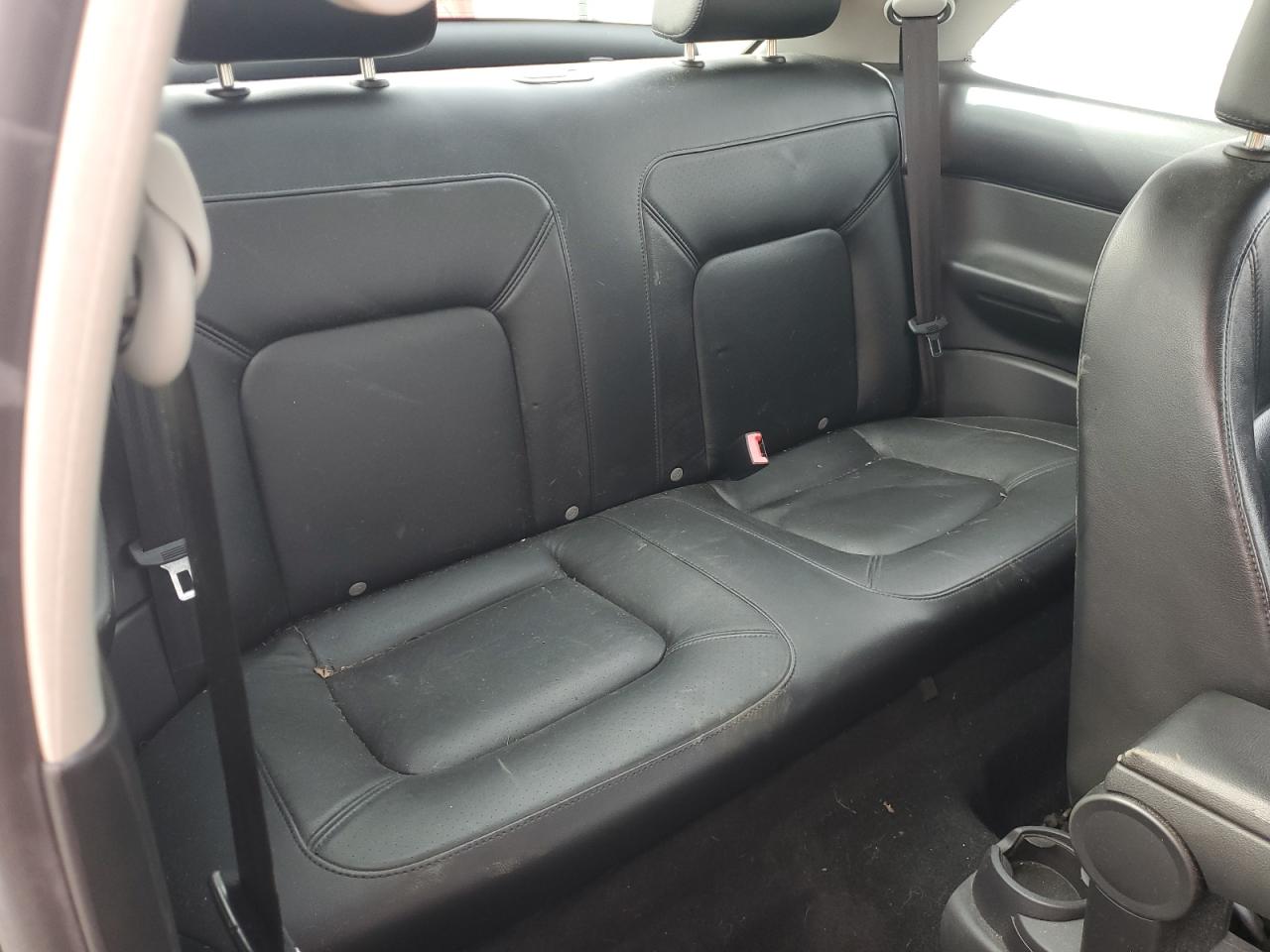 2007 Volkswagen New Beetle 2.5L Option Package 2 VIN: 3VWSW31C77M516412 Lot: 82282505