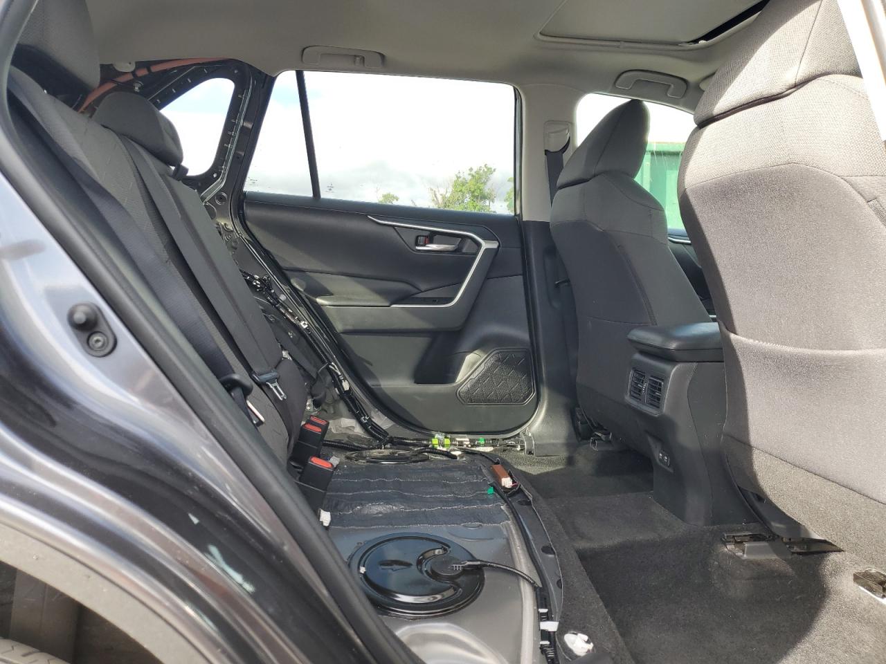 2021 Toyota Rav4 Xle VIN: 2T3P1RFV2MC245971 Lot: 84635215