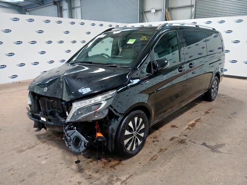 MERCEDES BENZ EQV 300 SP 2022