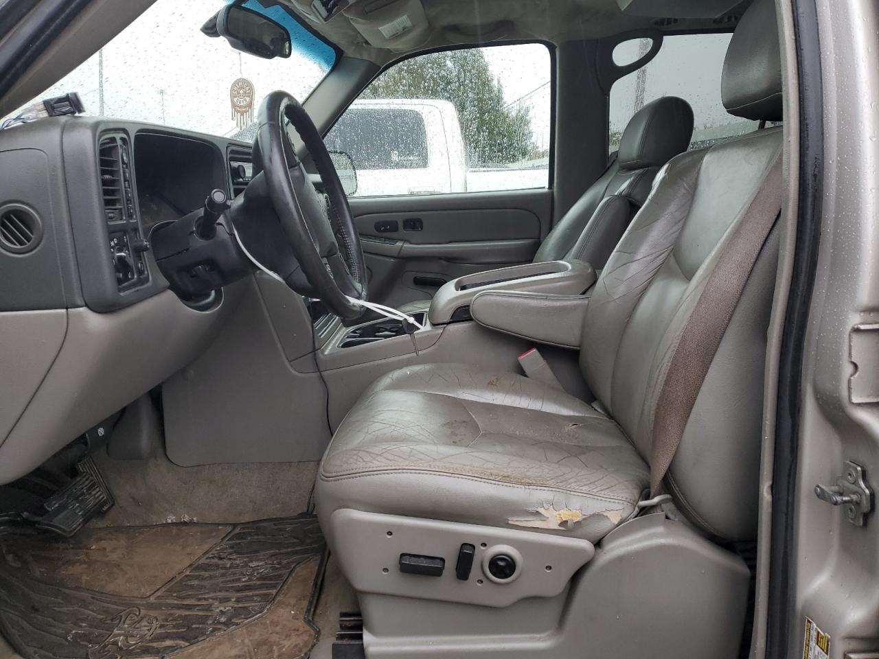 2005 Chevrolet Tahoe K1500 VIN: 1GNEK13T05R108222 Lot: 90662055