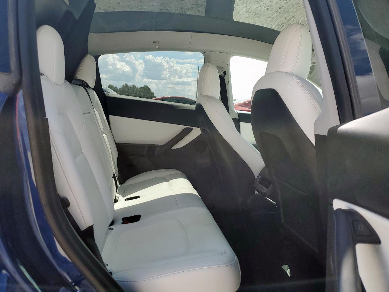 2021 Tesla Model Y VIN: 5YJYGDEF0MF157845 Lot: 85272685