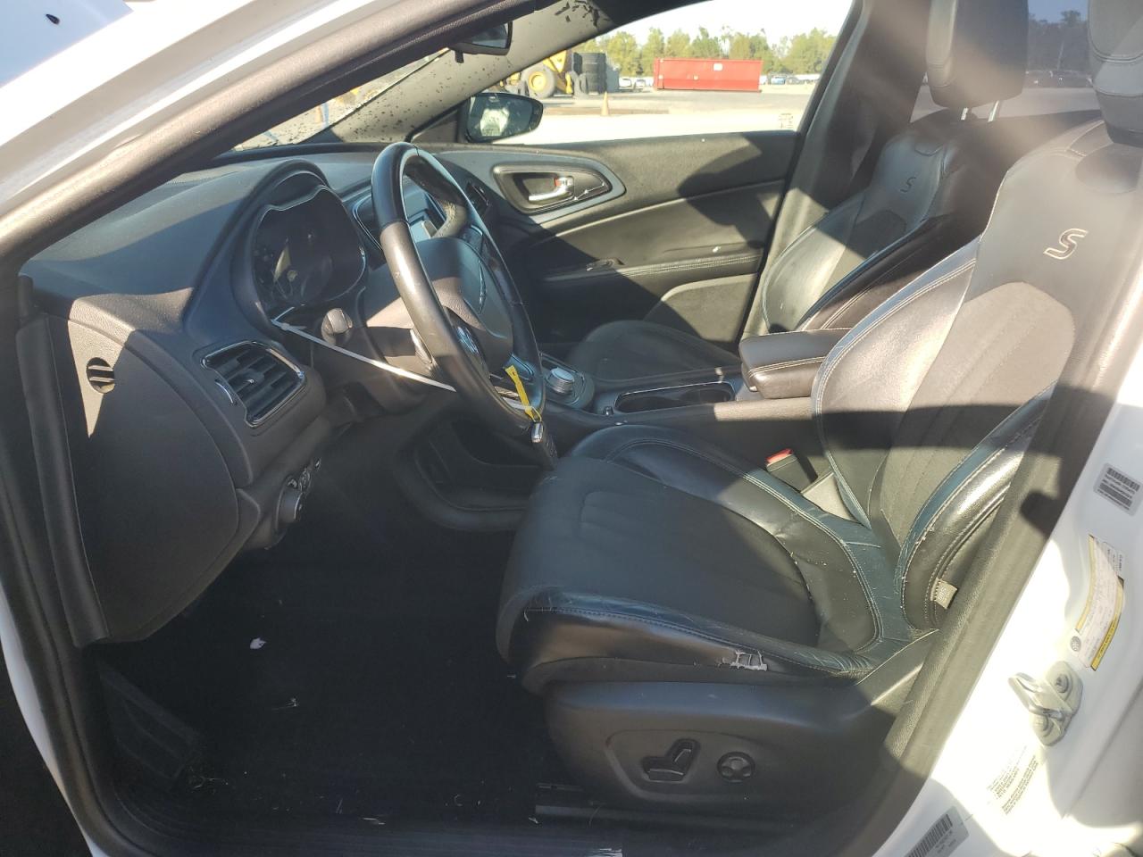 2015 Chrysler 200 S VIN: 1C3CCCBB3FN587573 Lot: 94518845