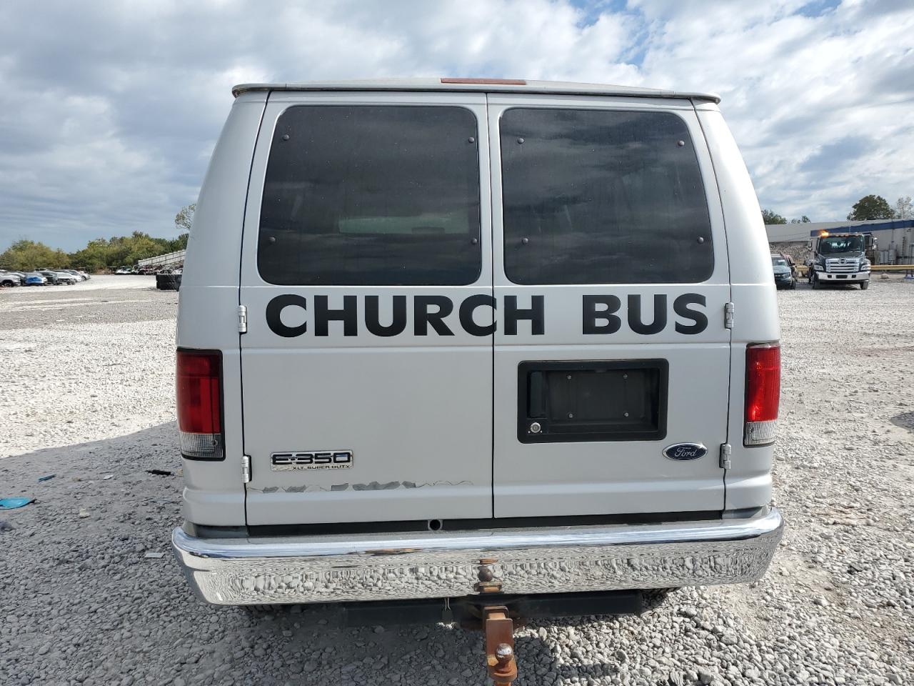 2006 Ford Econoline E350 Super Duty Wagon VIN: 1FBNE31L86DB27845 Lot: 84894115