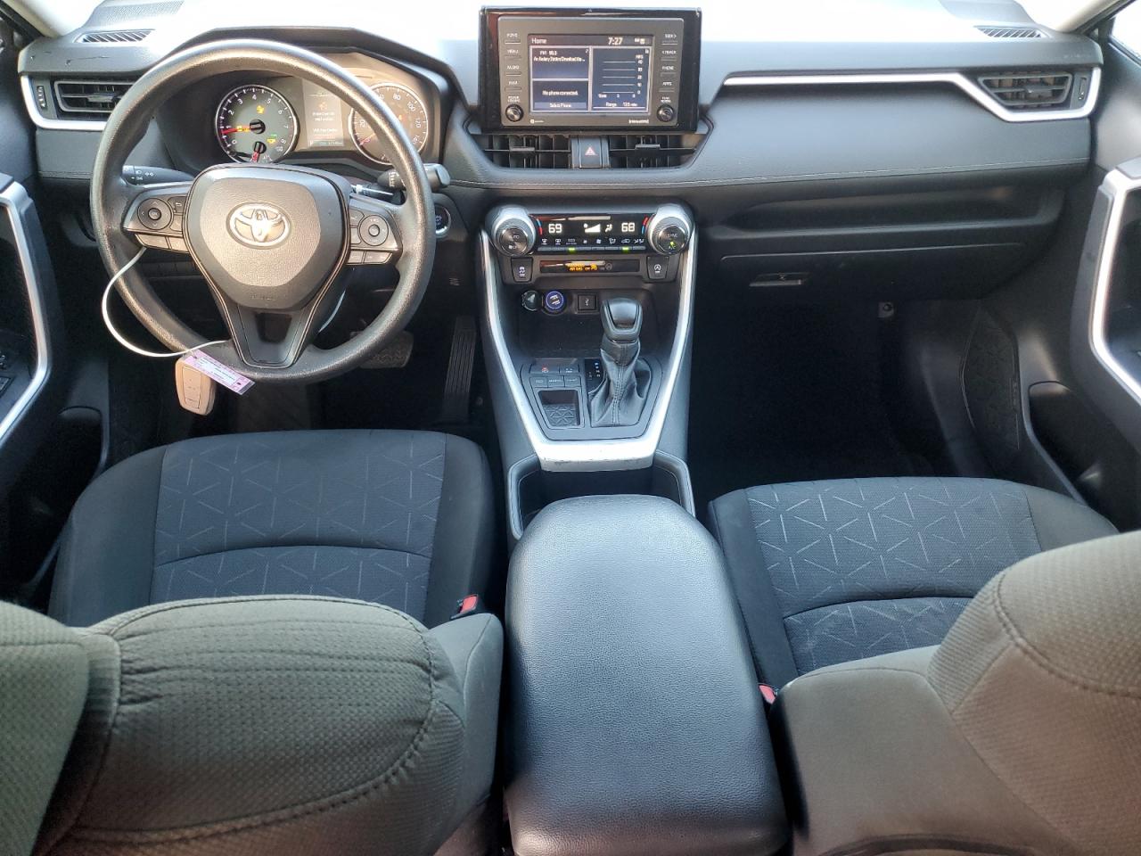 2022 Toyota Rav4 Xle VIN: 2T3W1RFV6NC178885 Lot: 84360015