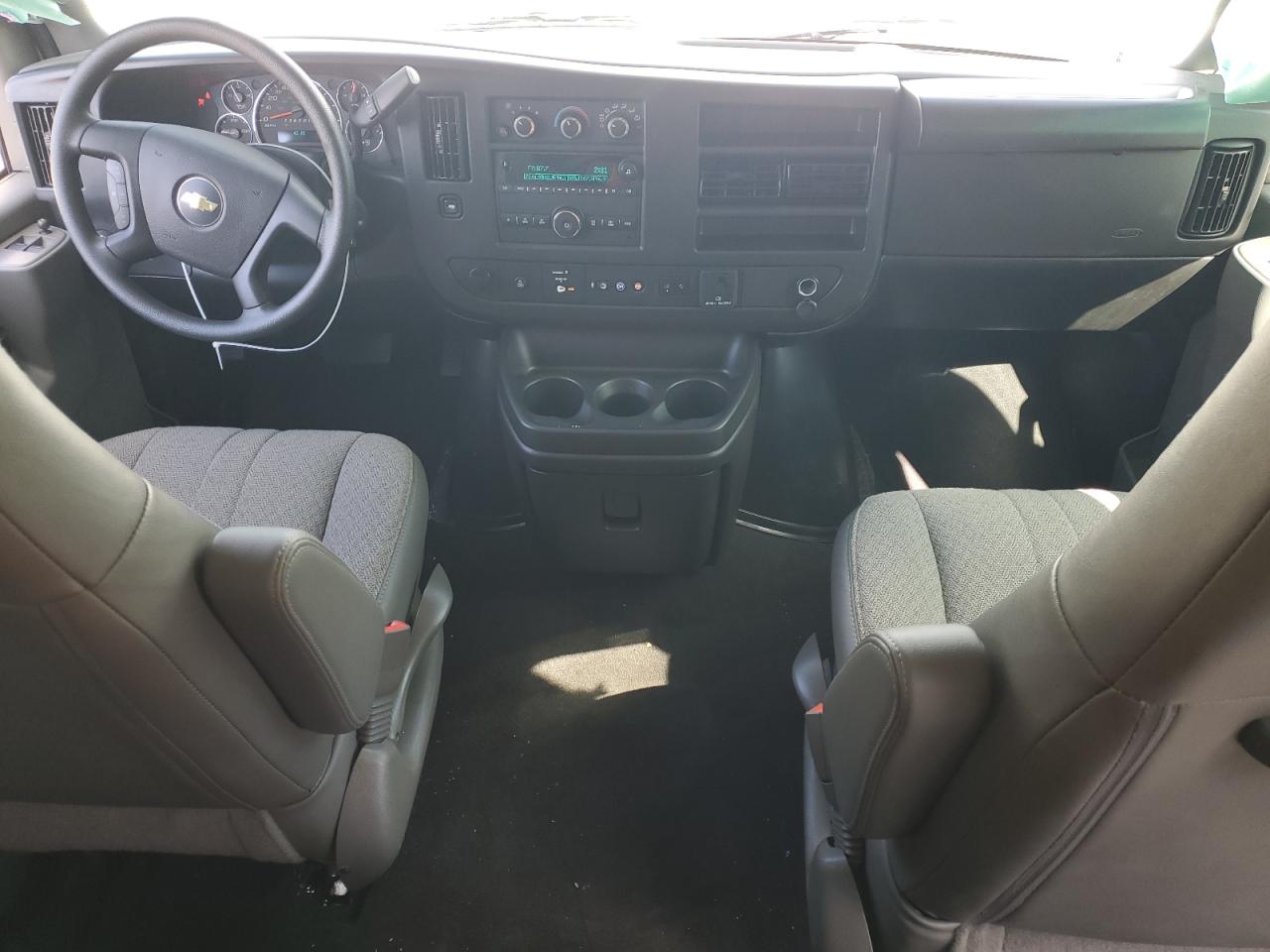 2025 Chevrolet Express G3500 Lt VIN: 1GAZGPF77S1215039 Lot: 85471915