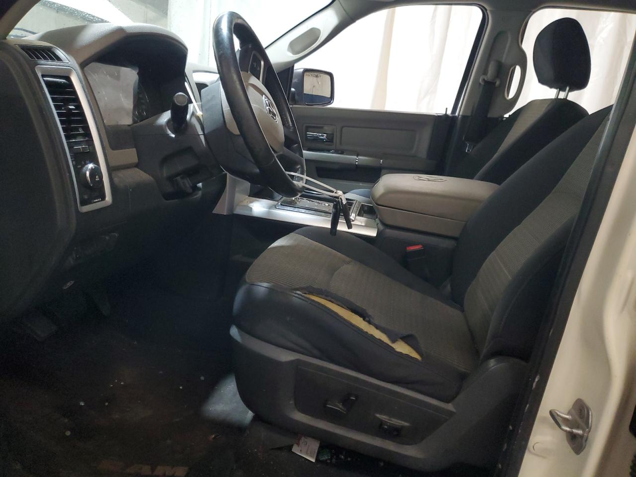 2010 Dodge Ram 1500 VIN: 1D7RV1GT5AS225895 Lot: 90549325