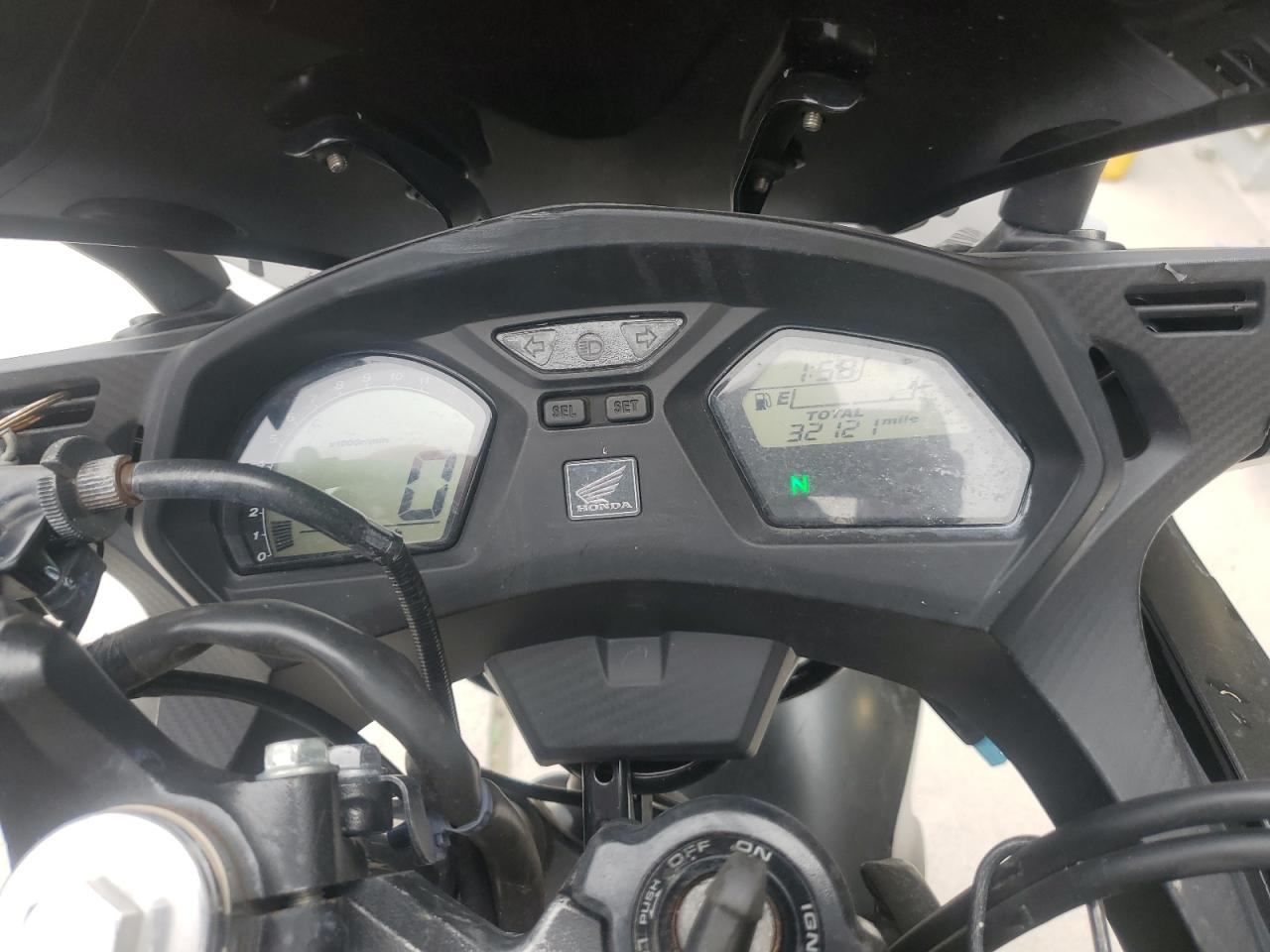 2016 Honda Cbr650 F VIN: MLHRC7409G5200838 Lot: 86649205