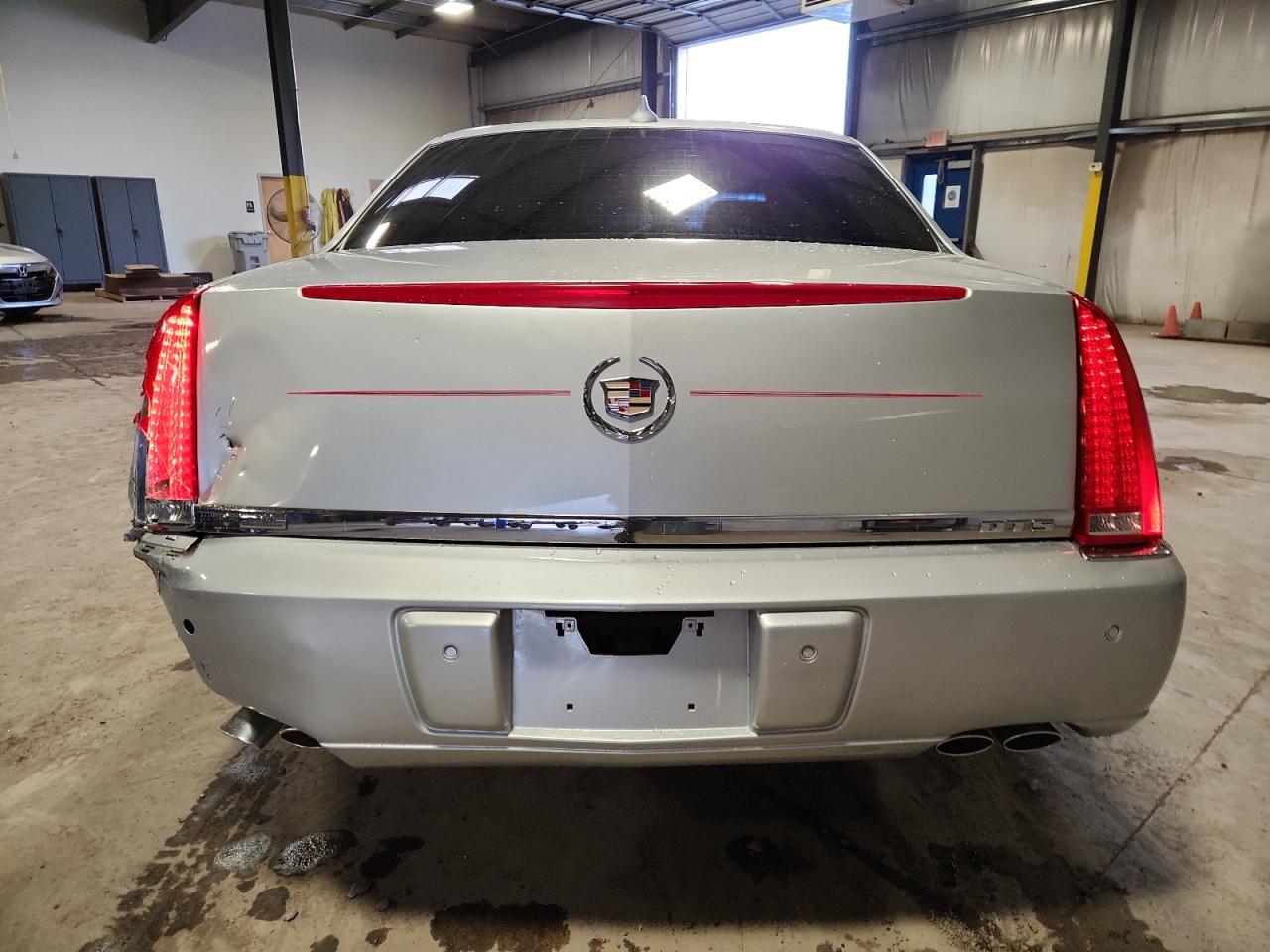 2009 Cadillac Dts VIN: 1G6KD57Y49U114565 Lot: 89656385