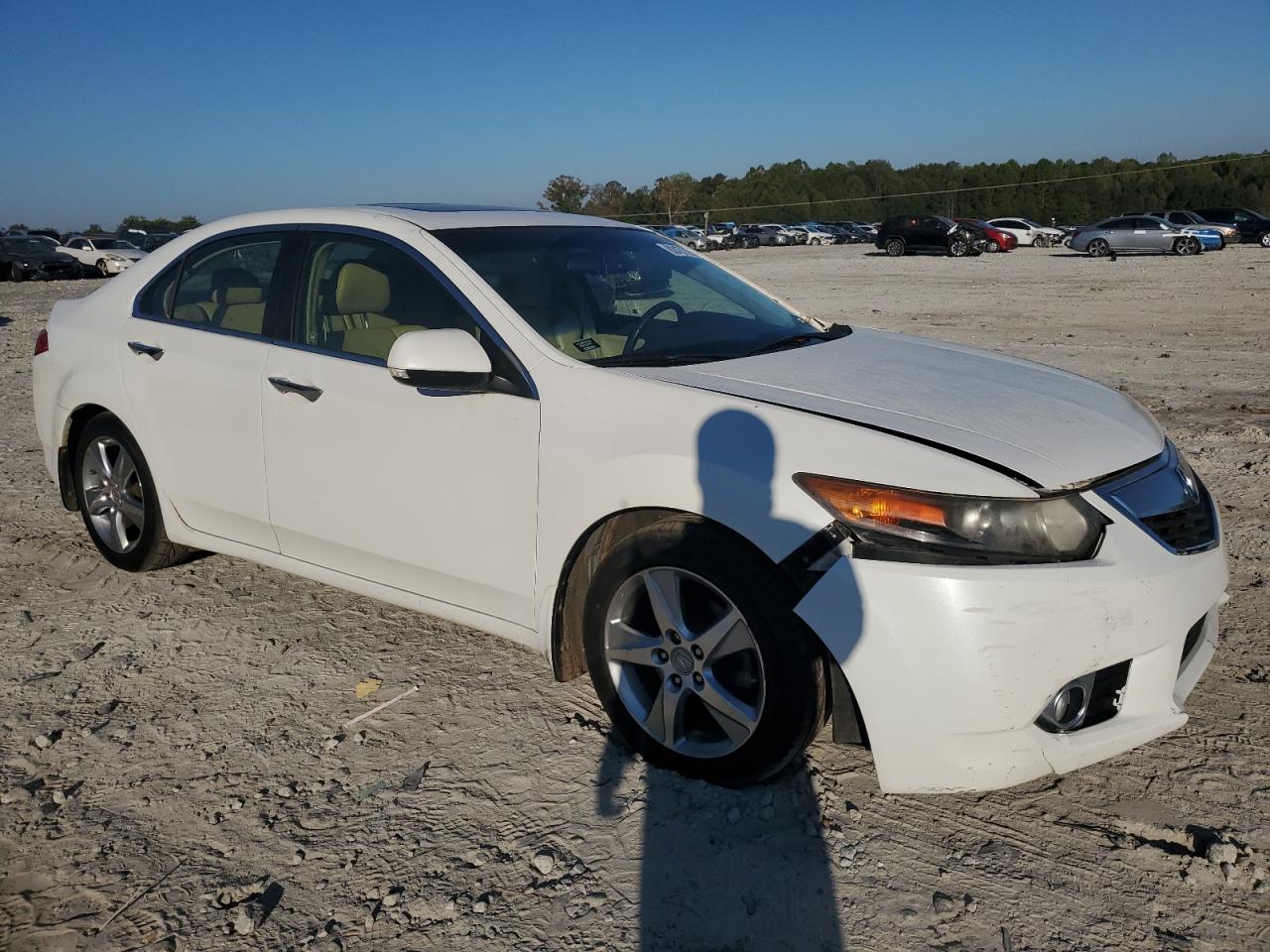 Фото: JH4CU2F41DC005525