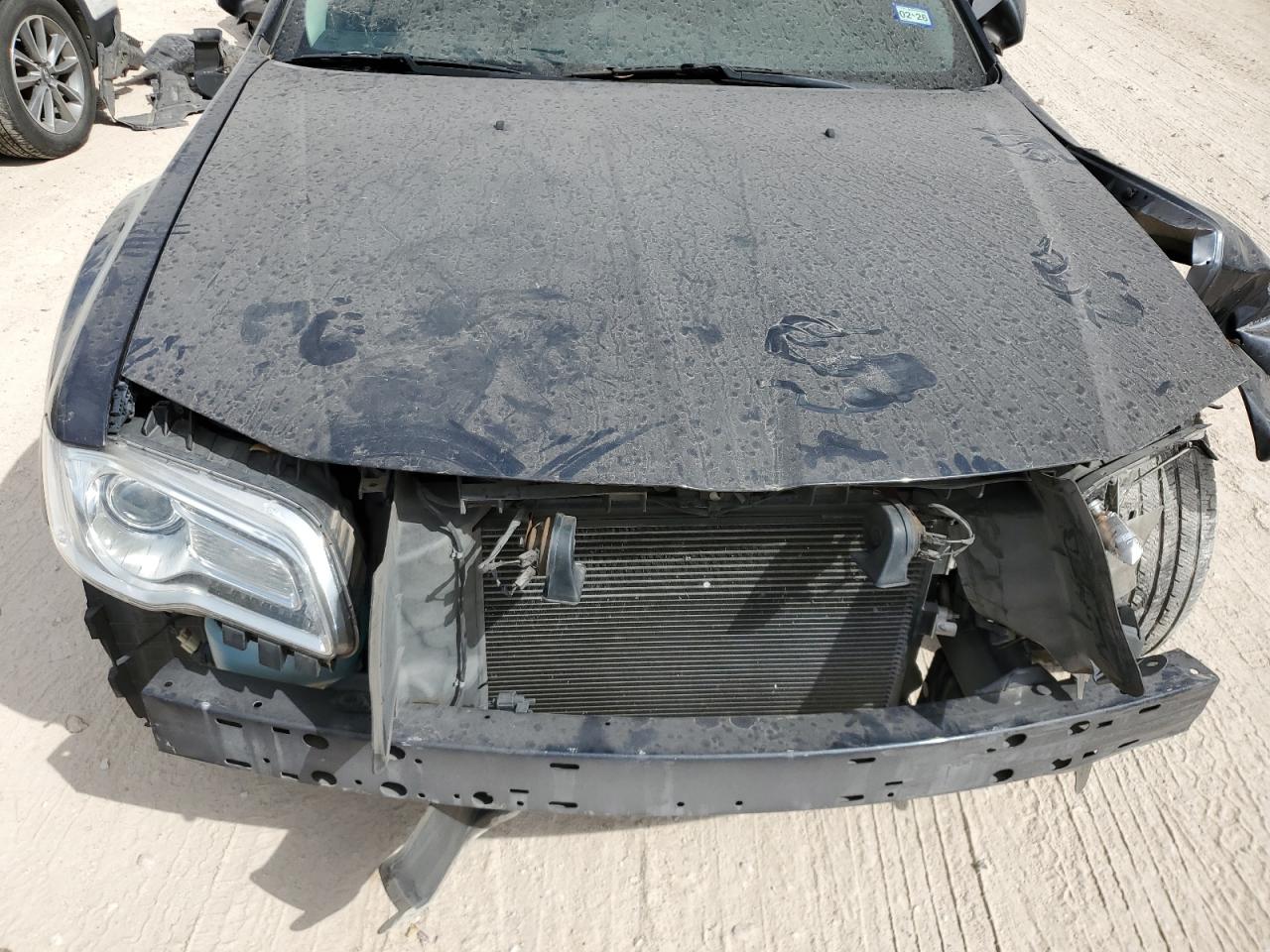 2015 Chrysler 300 Limited VIN: 2C3CCAAG2FH929668 Lot: 80942935