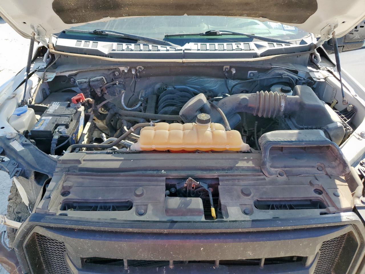 2015 Ford F150 Super Cab VIN: 1FTFX1EFXFFA90014 Lot: 85132915