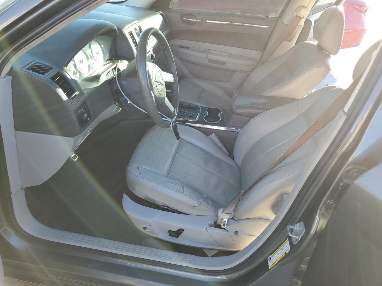 2008 Chrysler 300 Touring VIN: 2C3KK53G18H128929 Lot: 87435505