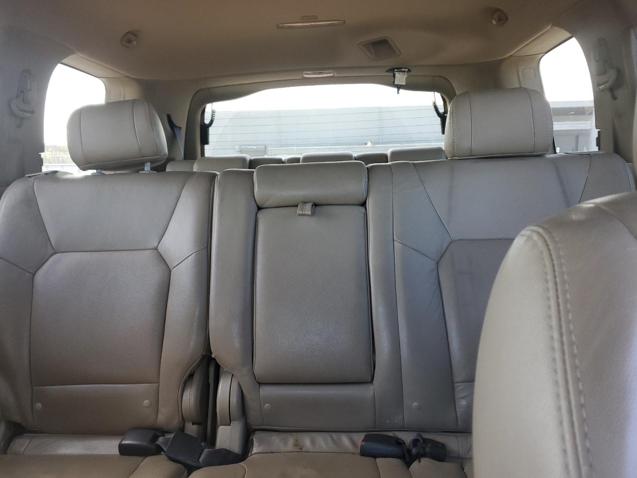 2009 Honda Pilot Lx VIN: 5FNYF48269B009783 Lot: 81909175