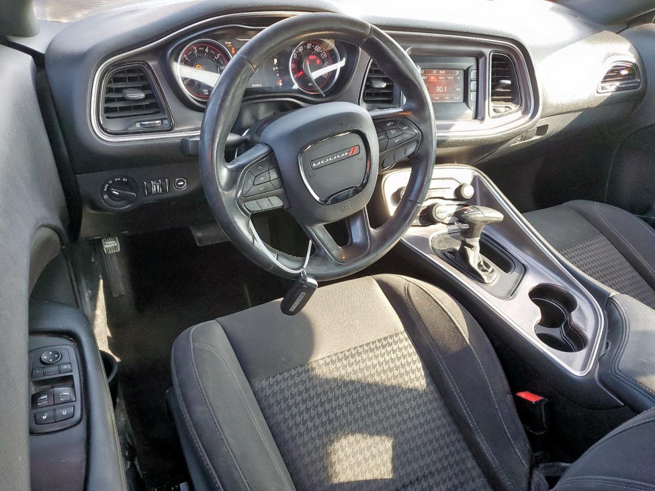 2017 Dodge Challenger Sxt VIN: 2C3CDZAG5HH572694 Lot: 85575665