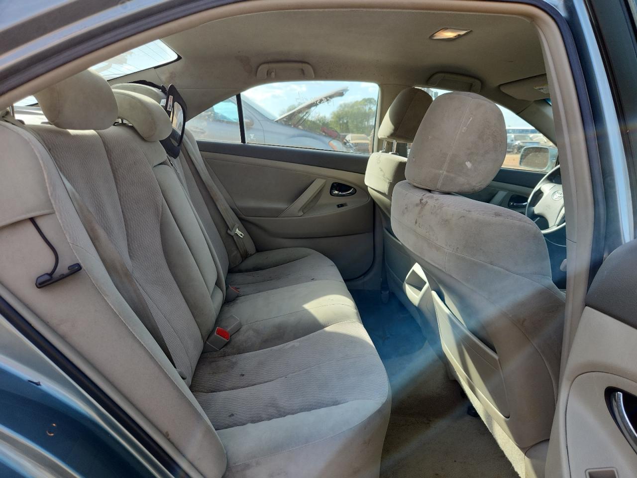 2010 Toyota Camry Base VIN: 4T1BF3EK7AU536906 Lot: 81468375