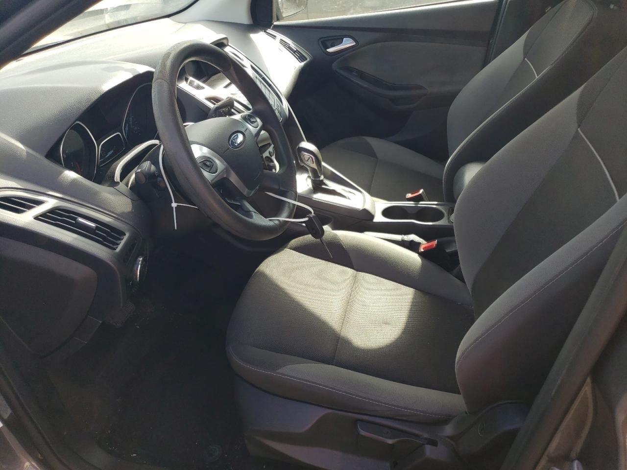 2013 Ford Focus Se VIN: 1FADP3F22DL379553 Lot: 84940265