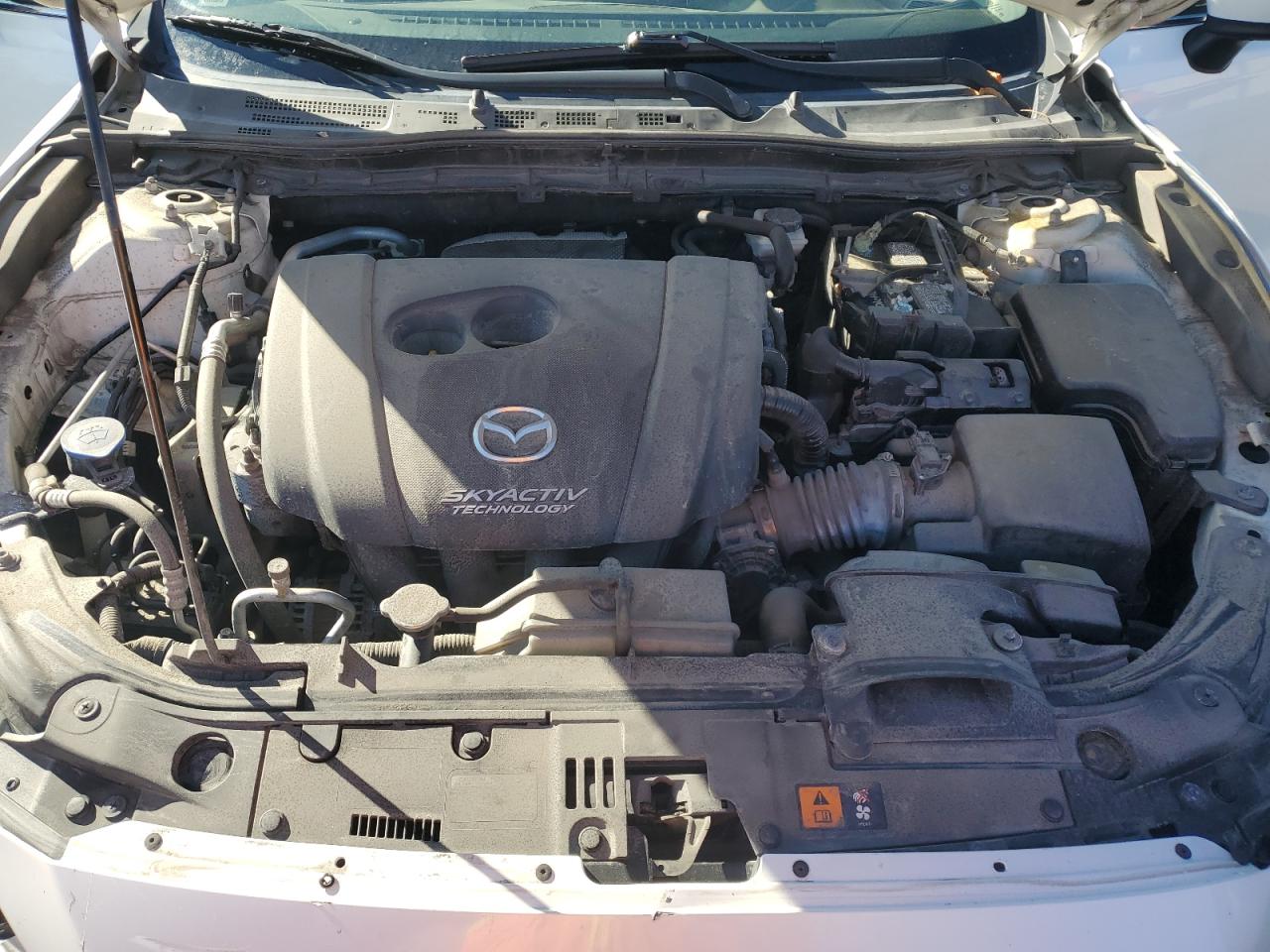 2018 Mazda 3 Touring VIN: 3MZBN1L33JM206740 Lot: 82460955