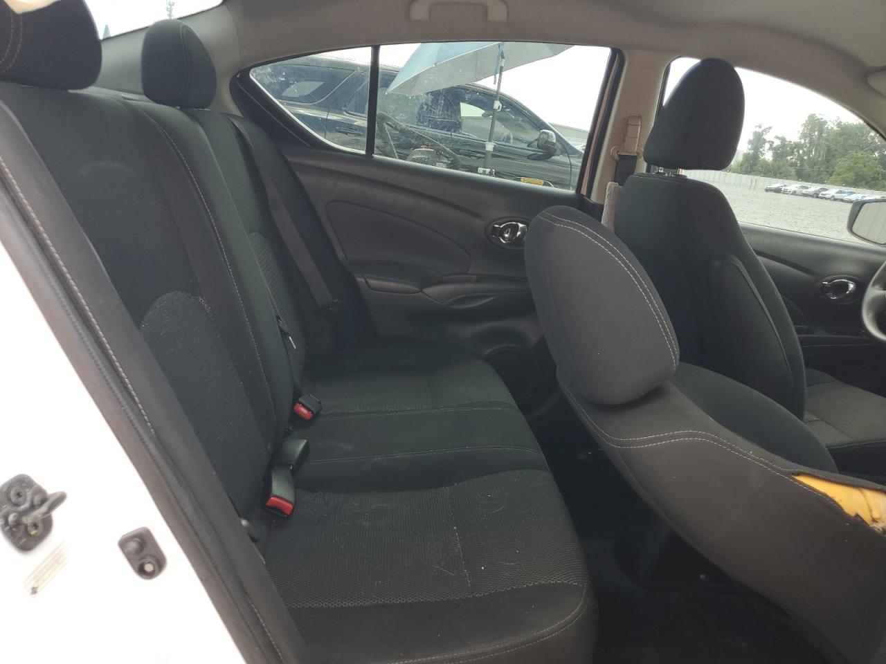 2017 Nissan Versa S VIN: 3N1CN7AP1HL867377 Lot: 84981435